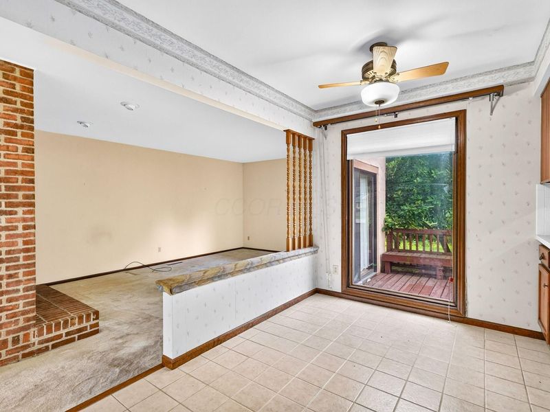 1275 Le Anne Marie Circle, Columbus, OH 43235 Photo 11