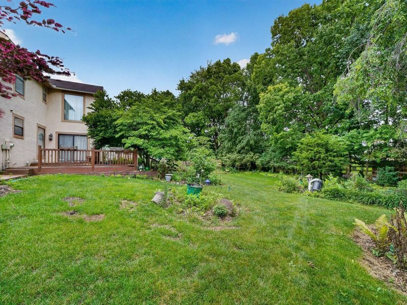 1275 Le Anne Marie Circle, Columbus, OH 43235 Photo 29