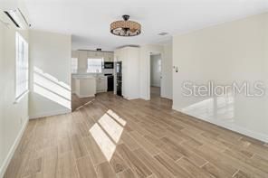 1301 26th Avenue S, Saint Petersburg, FL 33705 Photo