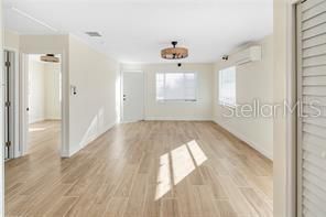 1301 26th Avenue S, Saint Petersburg, FL 33705 Photo