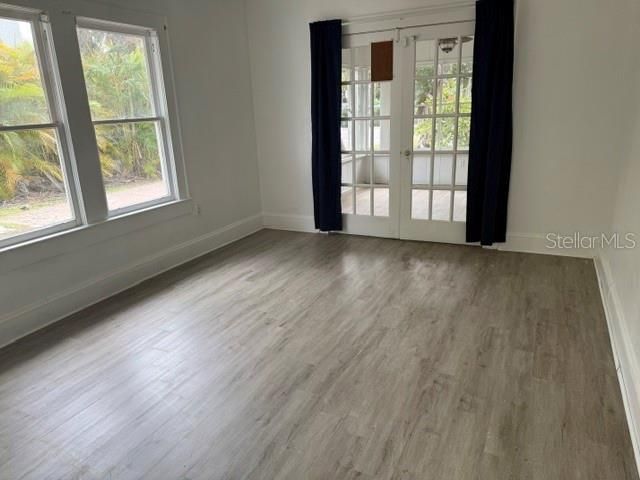 617 Siesta Drive , Sarasota, FL 34242 Photo