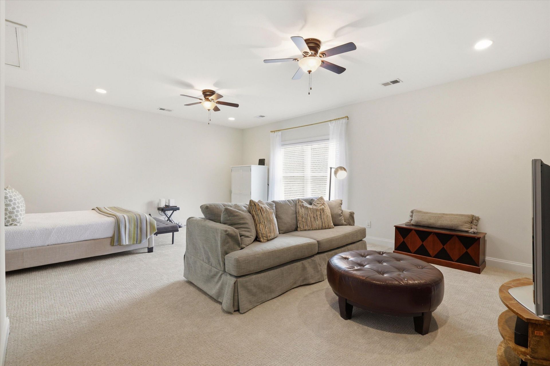 3041 Ashburton Way Photo 32