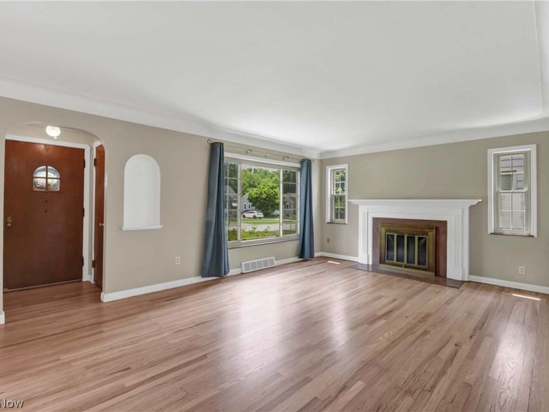 5998 Maplecliff Drive, Parma Heights, OH 44130 Photo 13