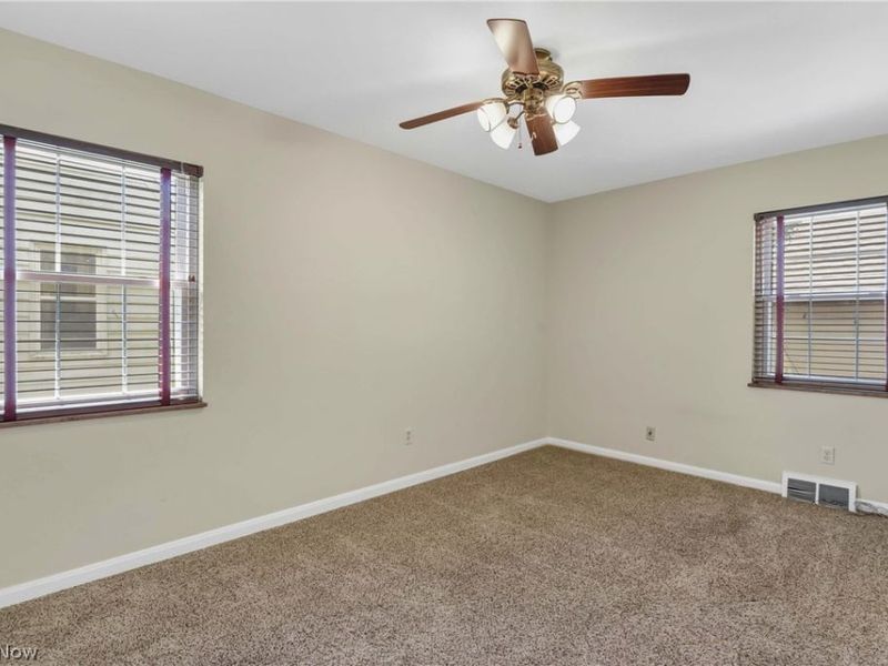 5998 Maplecliff Drive, Parma Heights, OH 44130 Photo 20