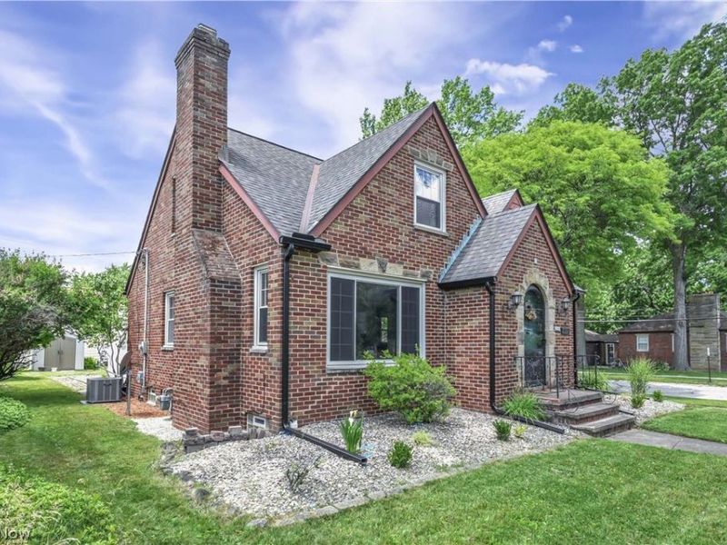 5998 Maplecliff Drive, Parma Heights, OH 44130 Photo 39