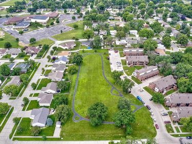 B Ridgehaven Court, Unit Outlot B, Lincoln, NE 68505