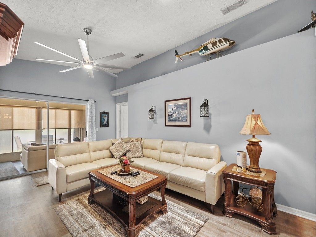 6704 Picante Circle, Fort Pierce, FL 34951 Photo