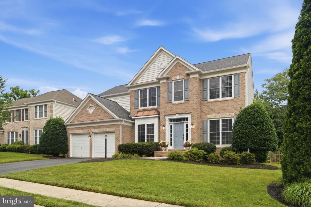 43909 CHURCHILL GLEN DRIVE, CHANTILLY, VA 20152