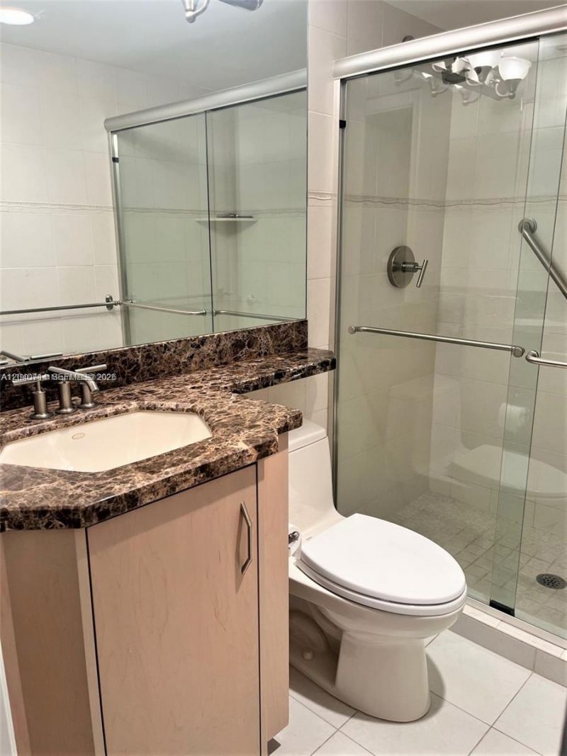1901 N Ocean Blvd , Unit 7E, Fort Lauderdale, FL 33305 Photo