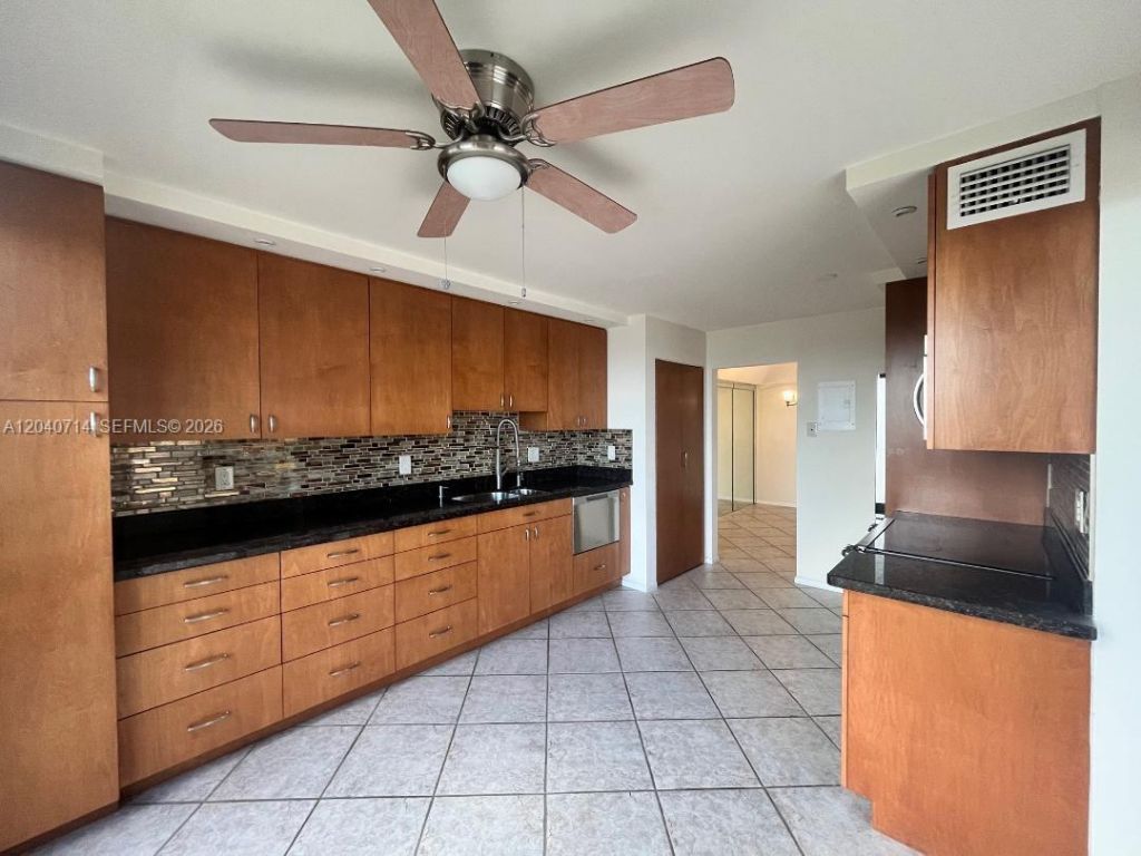 1901 N Ocean Blvd , Unit 7E, Fort Lauderdale, FL 33305 Photo