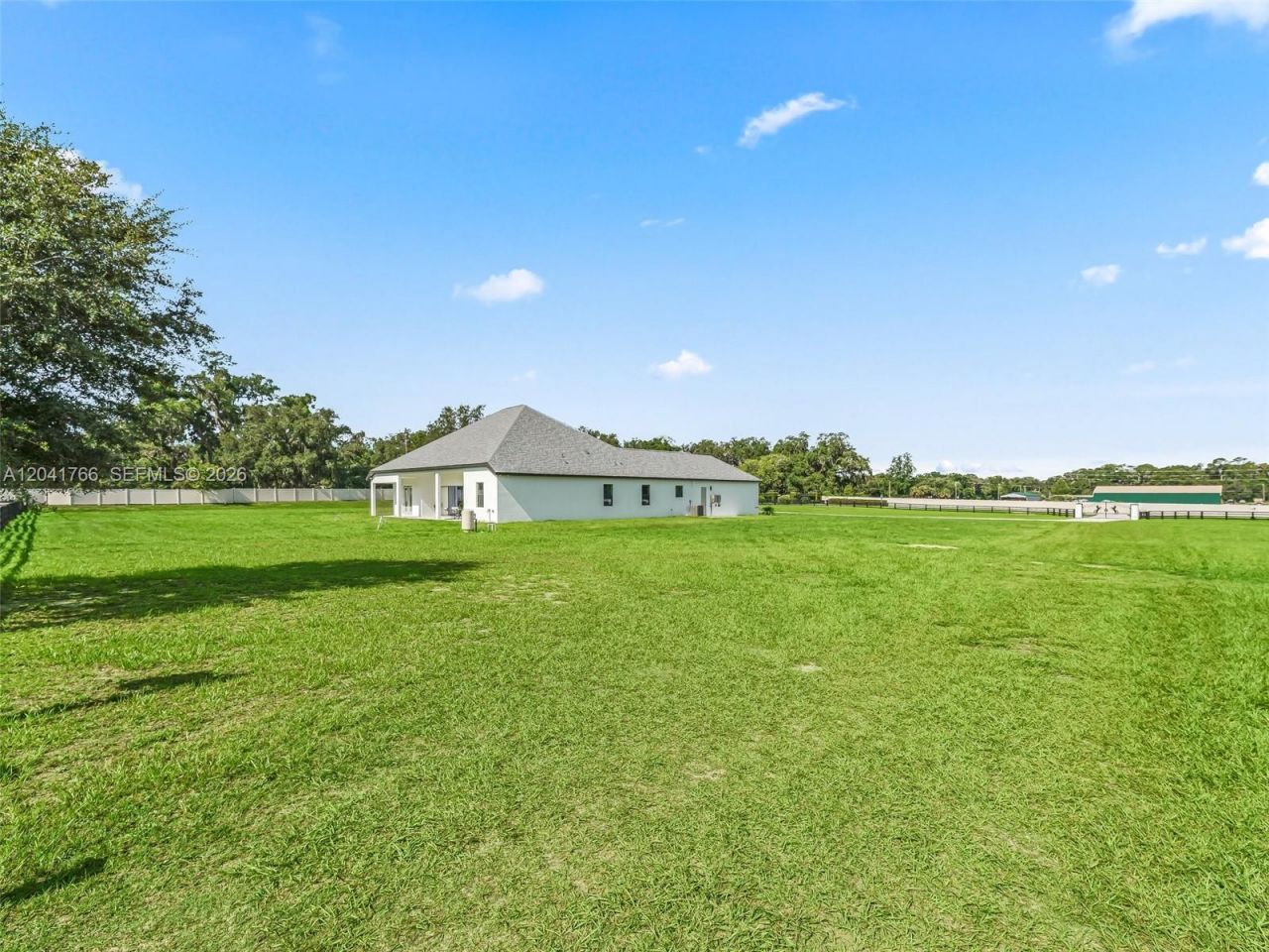 7041 NE 22nd Court Rd, Ocala, FL 34479 Photo