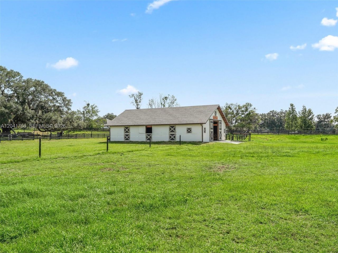 7041 NE 22nd Court Rd, Ocala, FL 34479 Photo