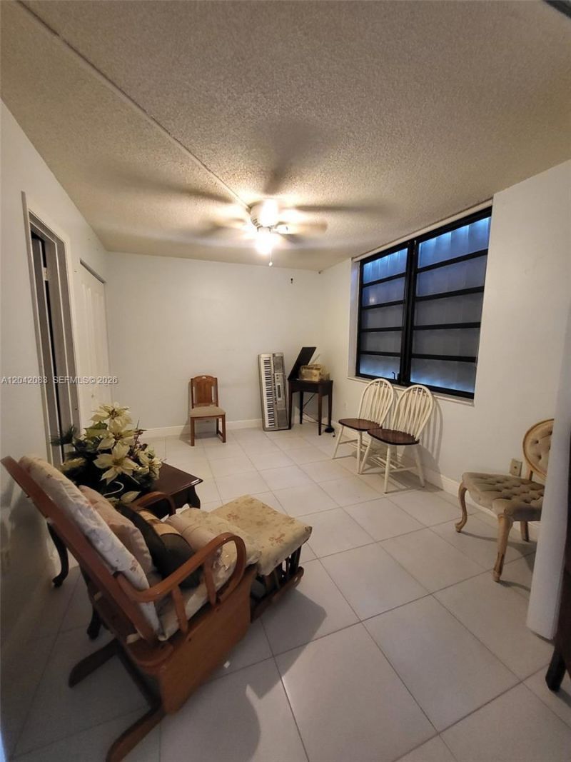 900 Colony Point Cir , Unit 107, Pembroke Pines, FL 33026 Photo
