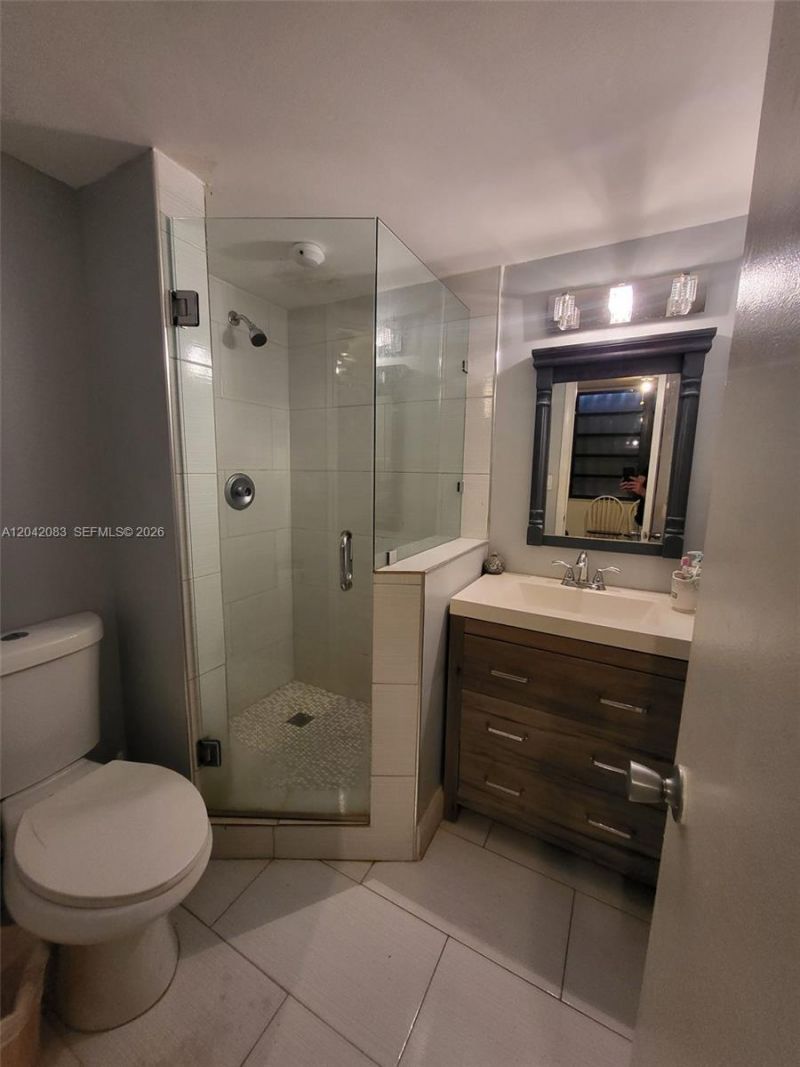 900 Colony Point Cir , Unit 107, Pembroke Pines, FL 33026 Photo