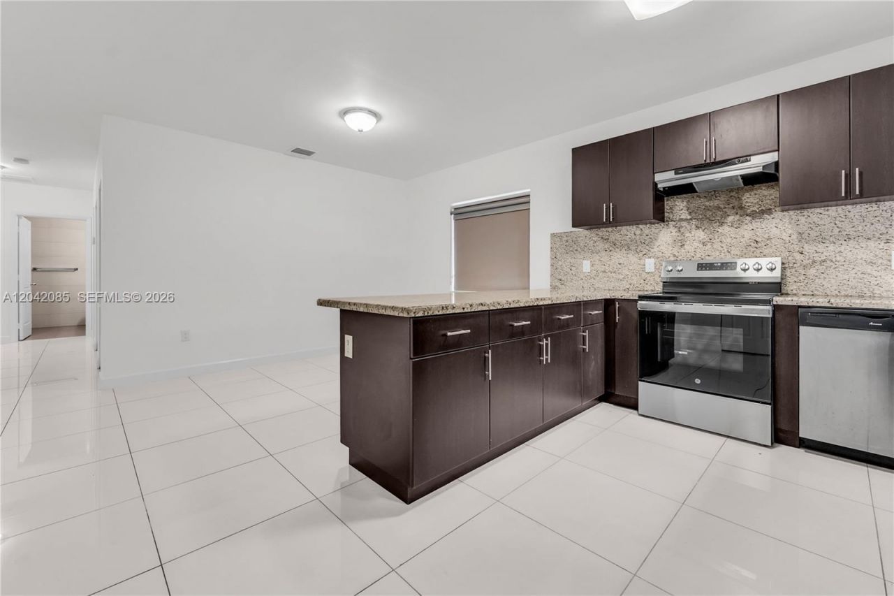 1029 SW 11th Ave, Miami, FL 33130 Photo