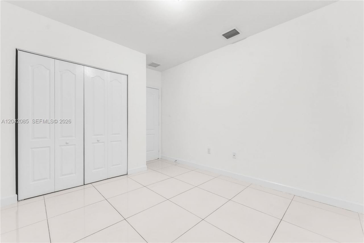 1029 SW 11th Ave, Miami, FL 33130 Photo
