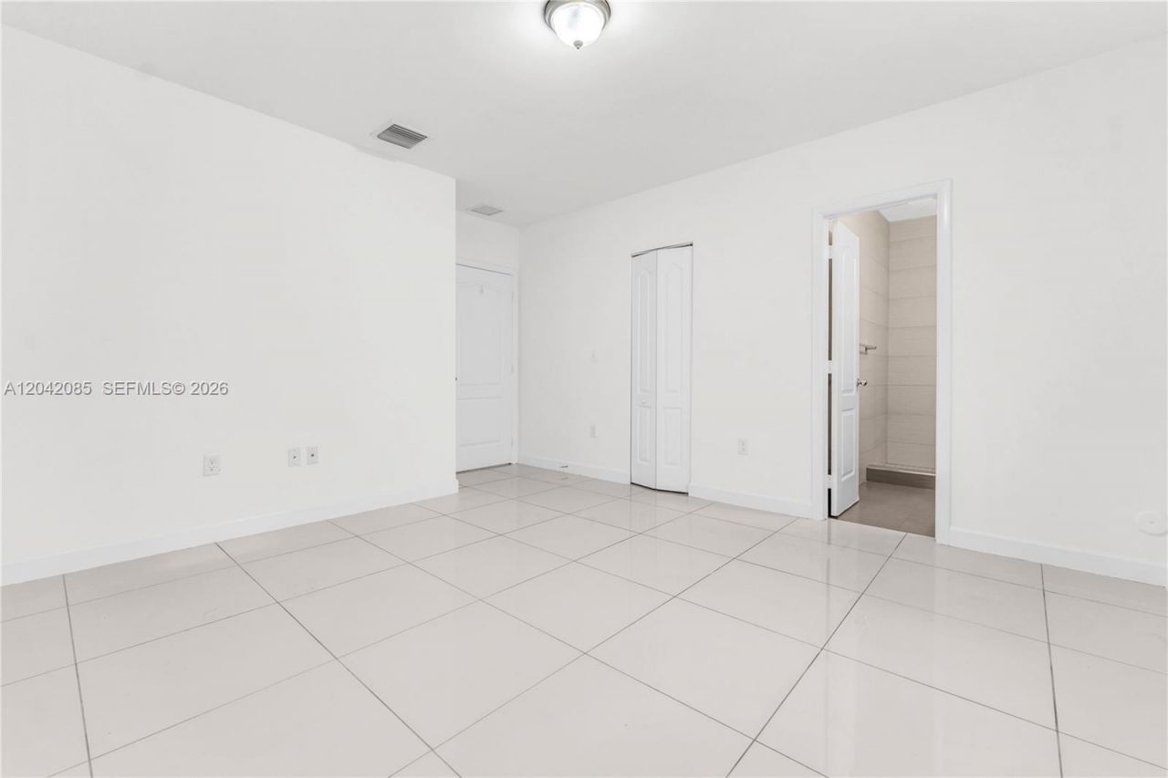 1029 SW 11th Ave, Miami, FL 33130 Photo