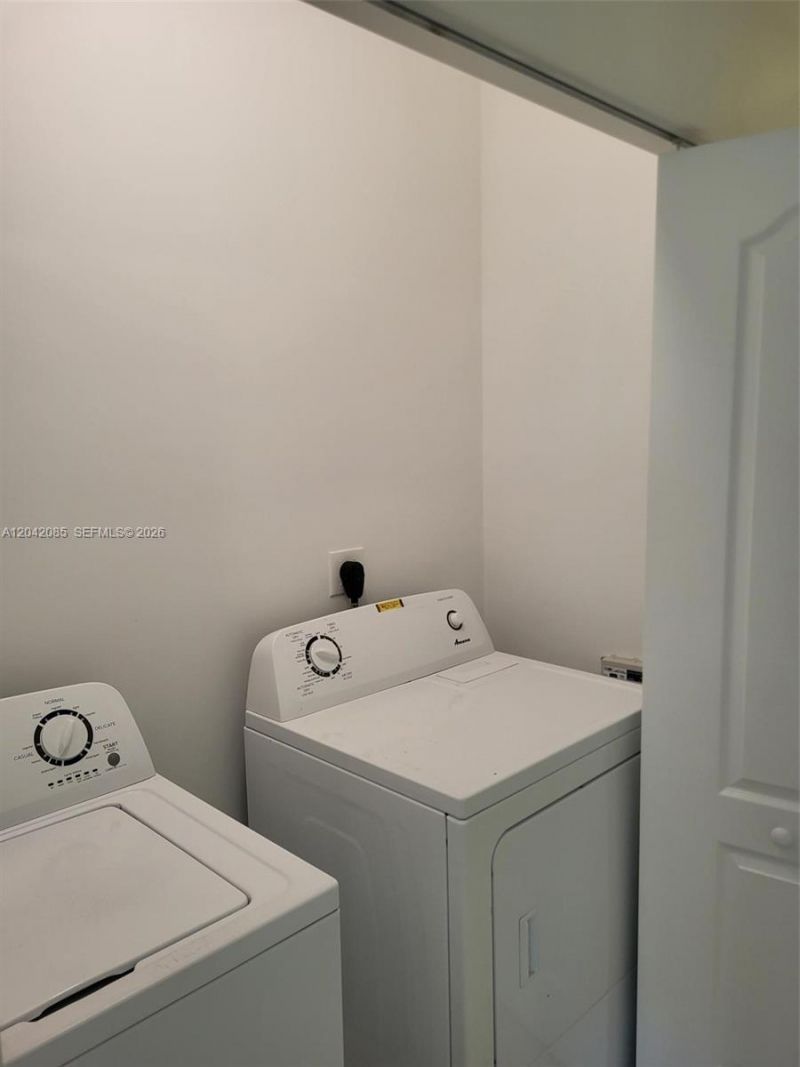 1029 SW 11th Ave , Miami, FL 33130 Photo