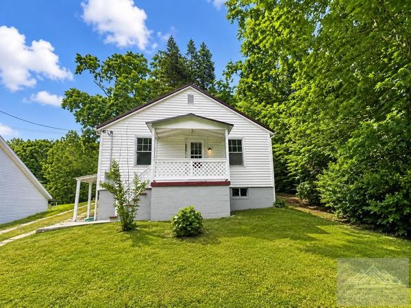 2513 Marellen Ave, Bluefield, WV 24701