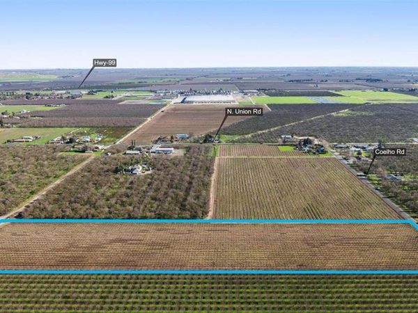 2361 Coelho Rd, Manteca, CA 95336