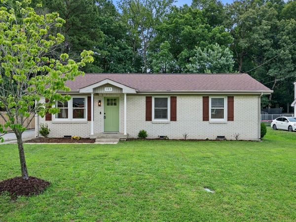 105 Billy Robb St, Greenbrier, TN 37073
