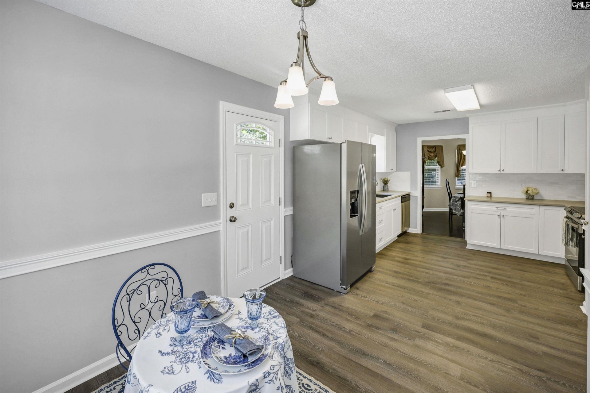 816 Riverwalk Way  Photo 8