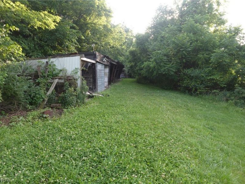 56085 Winding Hill Rd, Bellaire, OH 43906 Photo 12