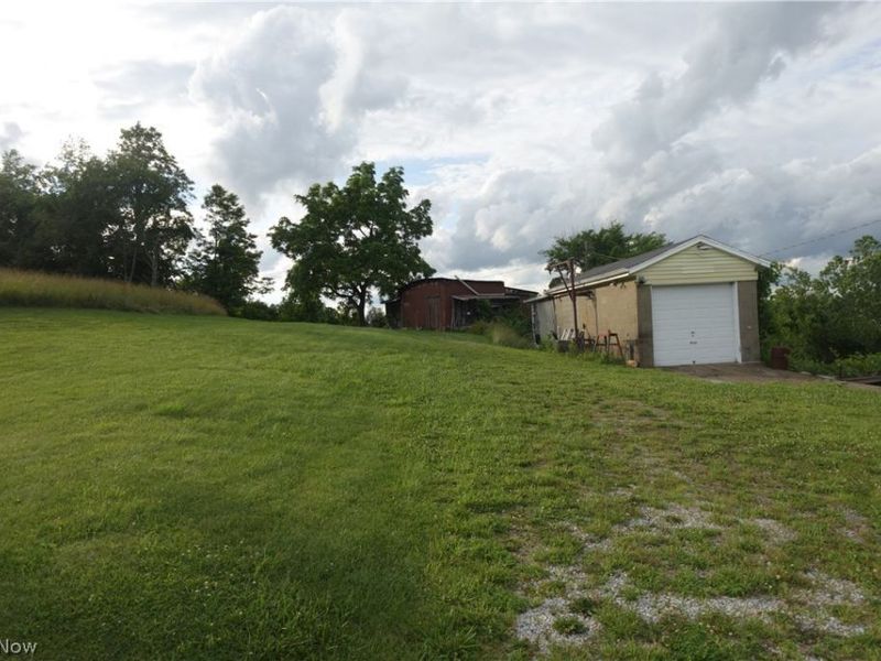 56085 Winding Hill Rd, Bellaire, OH 43906 Photo 6