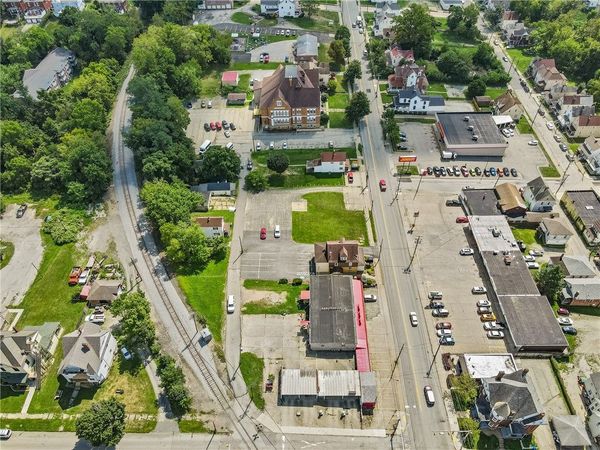 317 East Maiden St , Washington, PA 15301