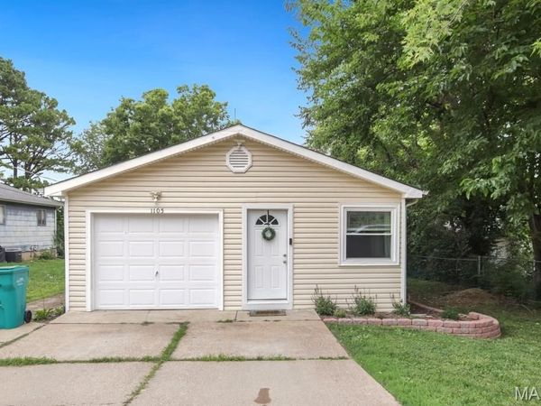 1105 Orchard Drive , St Clair, MO 63077