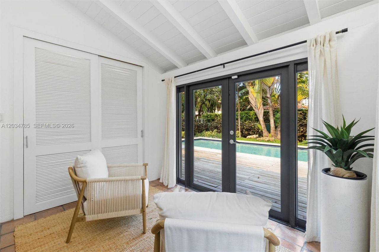 4531 Sheridan Ave, Miami Beach, FL 33140 Photo