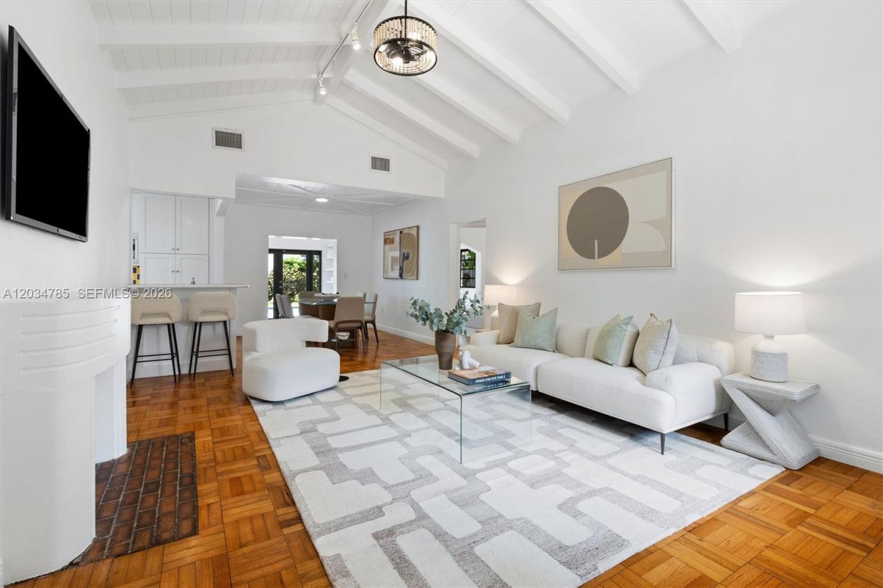 4531 Sheridan Ave, Miami Beach, FL 33140 Photo