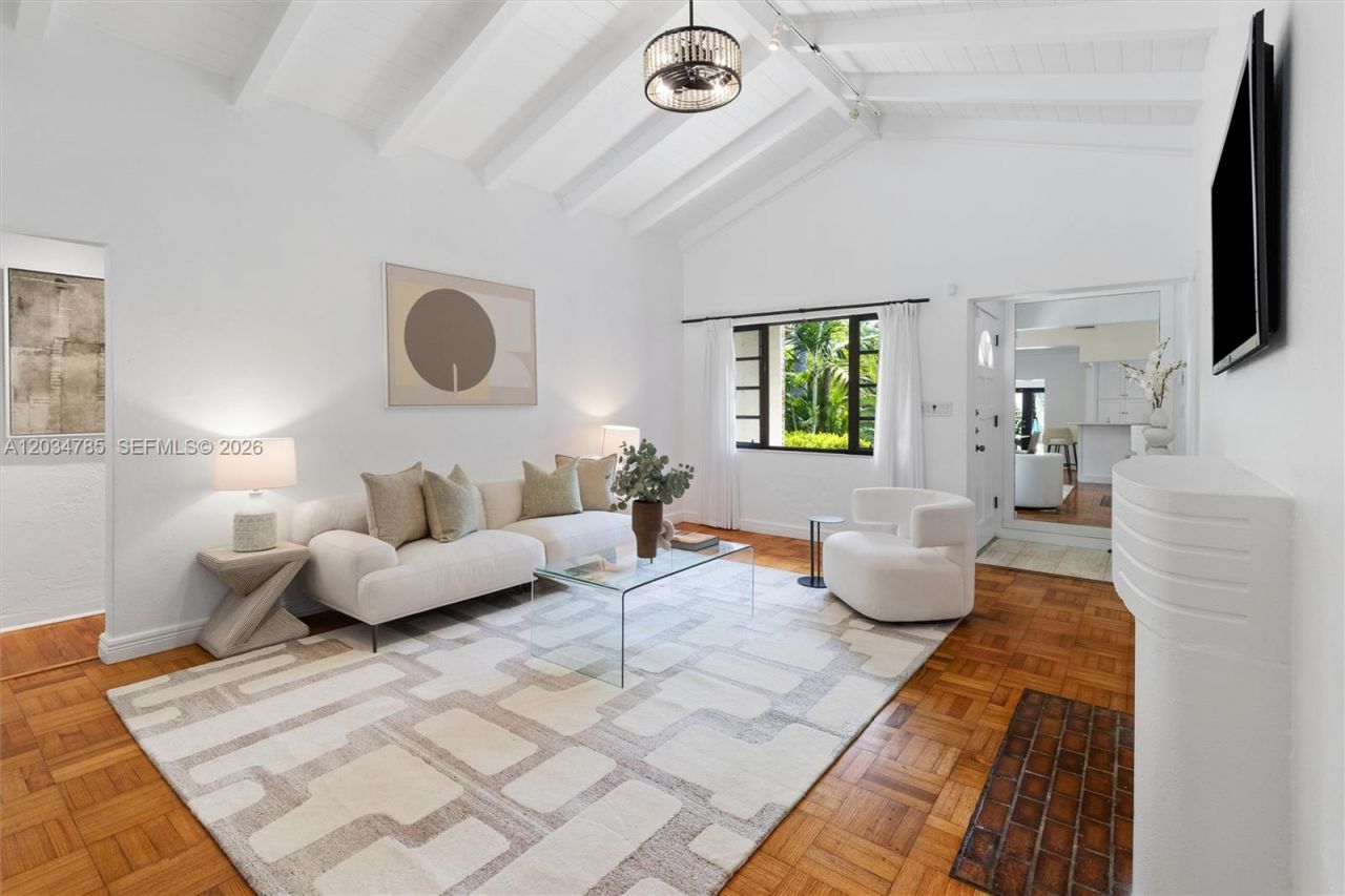 4531 Sheridan Ave, Miami Beach, FL 33140 Photo