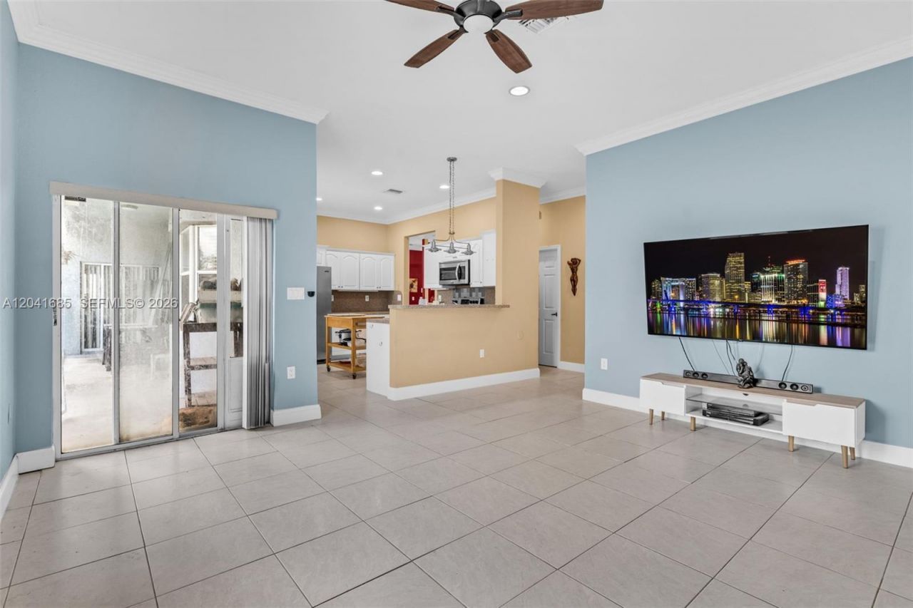 7950 SW 196th Ter, Cutler Bay, FL 33189 Photo