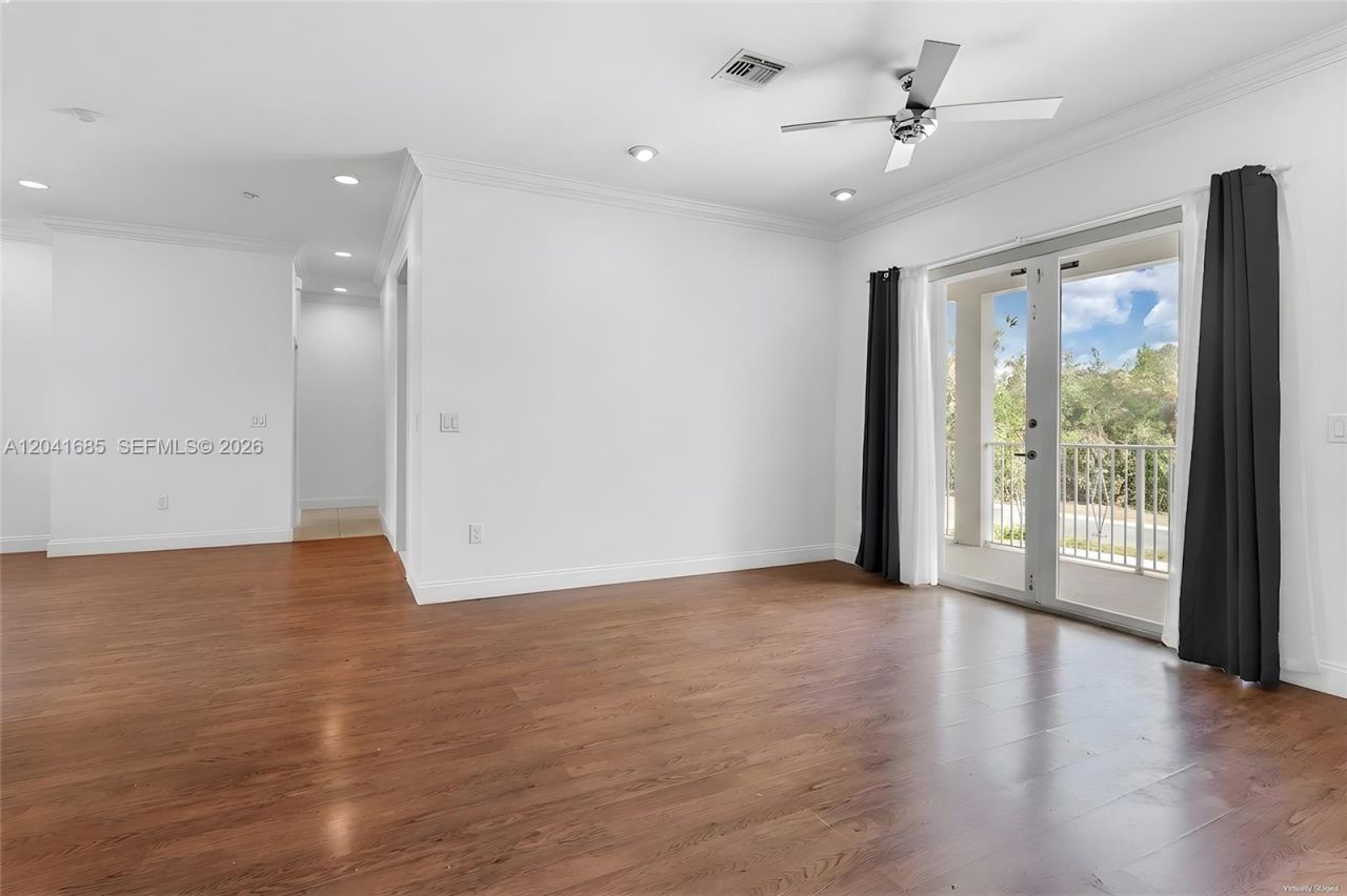 7950 SW 196th Ter, Cutler Bay, FL 33189 Photo