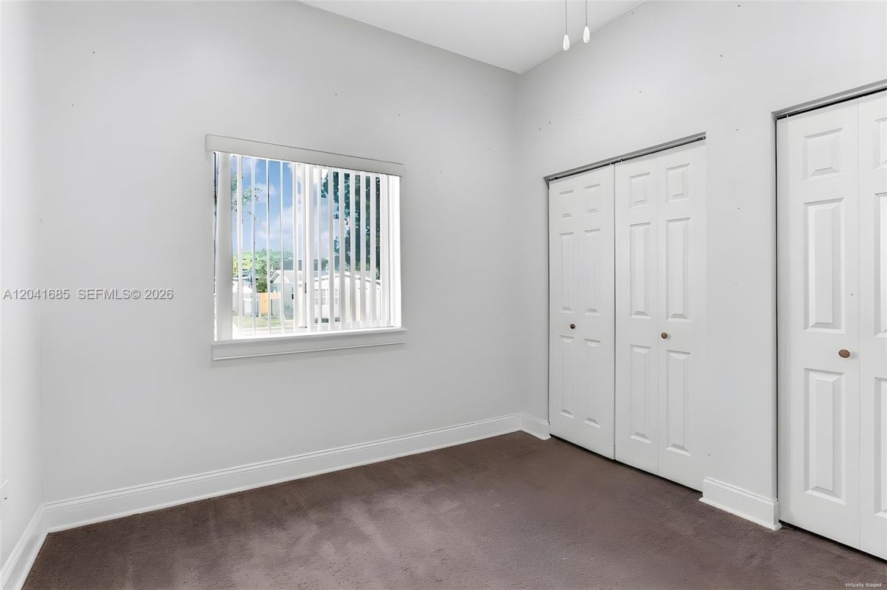 7950 SW 196th Ter, Cutler Bay, FL 33189 Photo