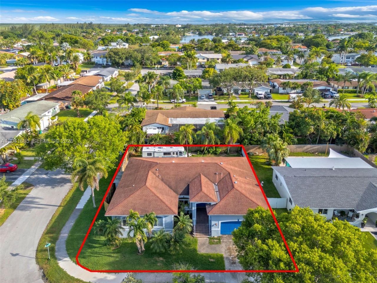 7950 SW 196th Ter, Cutler Bay, FL 33189 Photo
