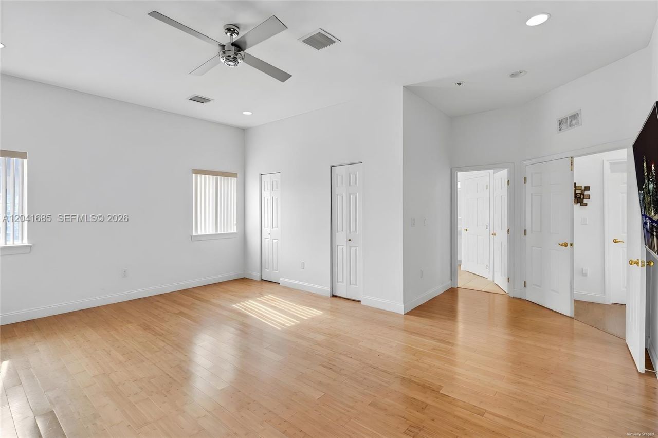 7950 SW 196th Ter, Cutler Bay, FL 33189 Photo