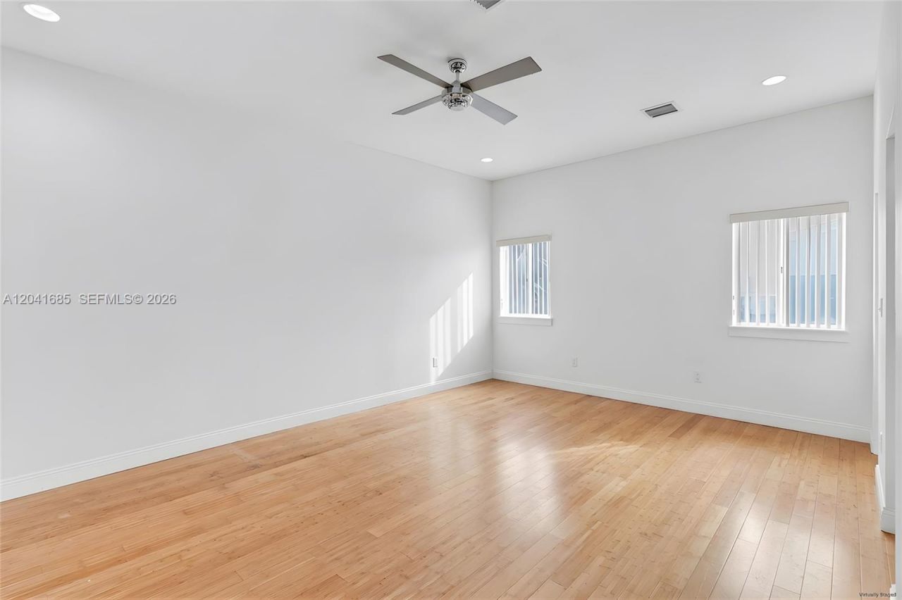 7950 SW 196th Ter, Cutler Bay, FL 33189 Photo