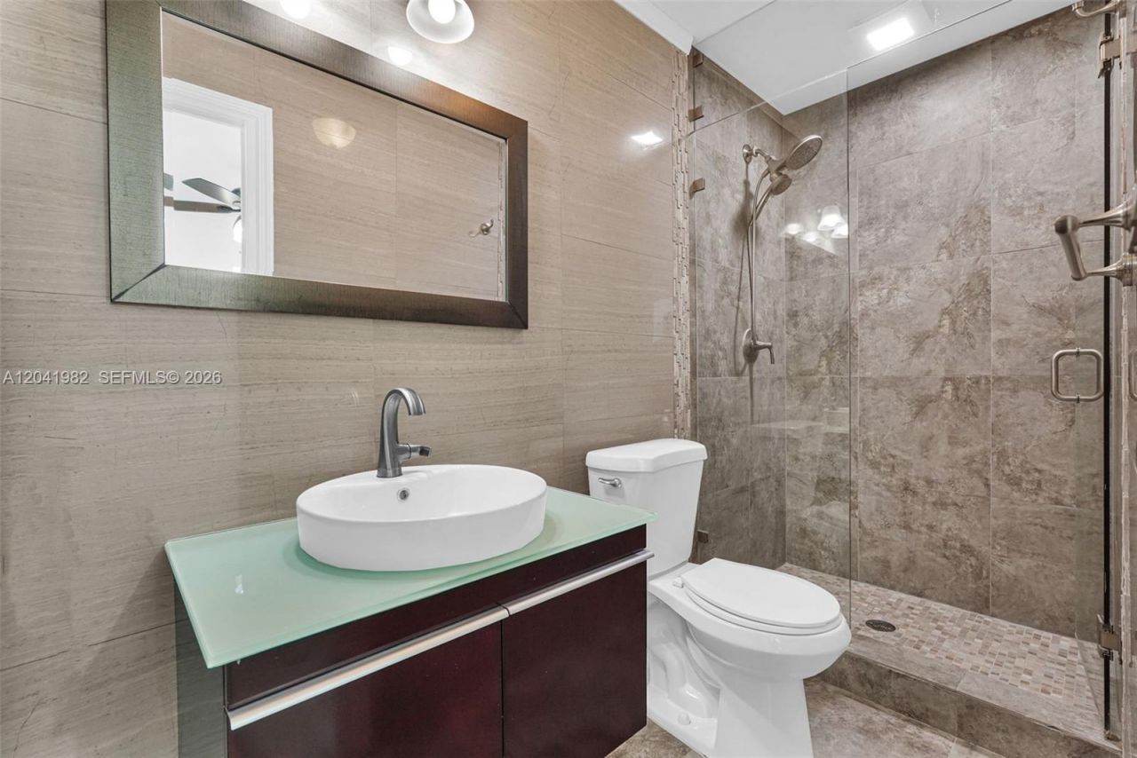 7700 SW 139th Ter , Palmetto Bay, FL 33158 Photo