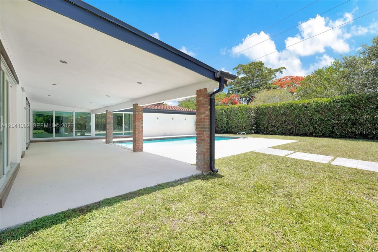 7700 SW 139th Ter , Palmetto Bay, FL 33158 Photo
