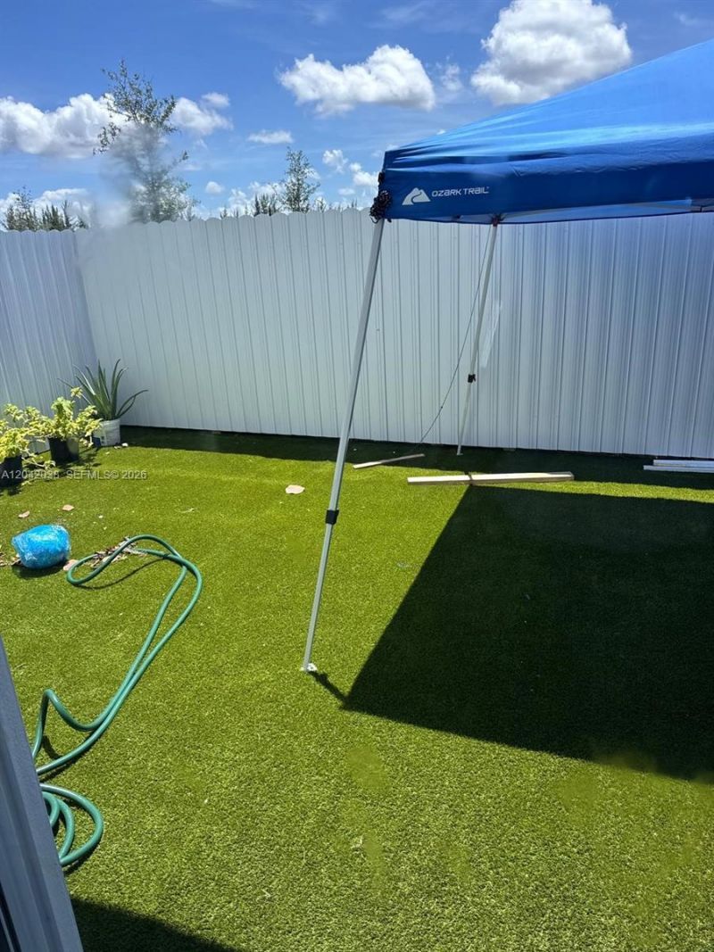 2444 SE 29th St , Homestead, FL 33035 Photo