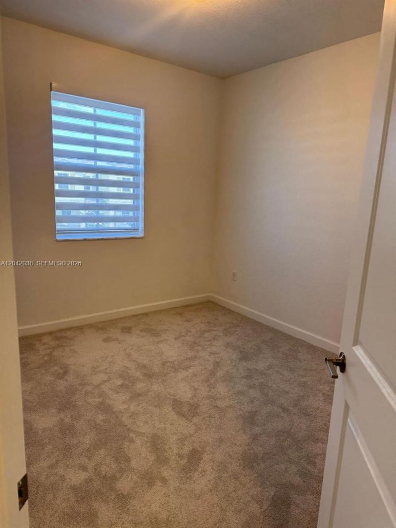 2444 SE 29th St , Homestead, FL 33035 Photo