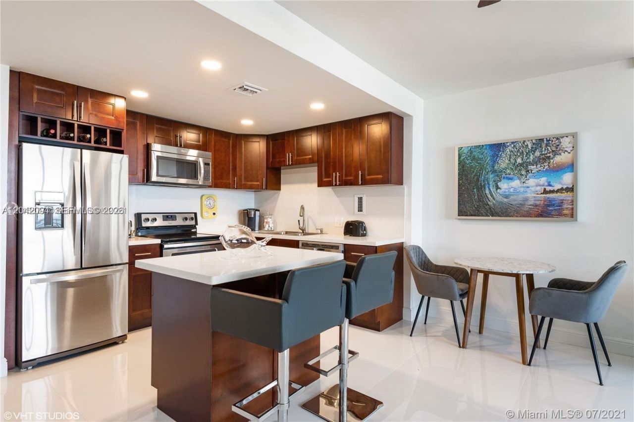3505 S Ocean Dr (avail July,11 2026), Unit 606, Hollywood, FL 33019 Photo