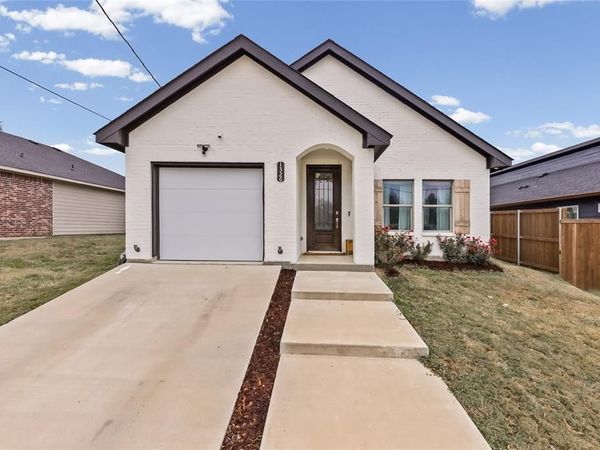 1326 Hemphill Street, Greenville, TX 75401