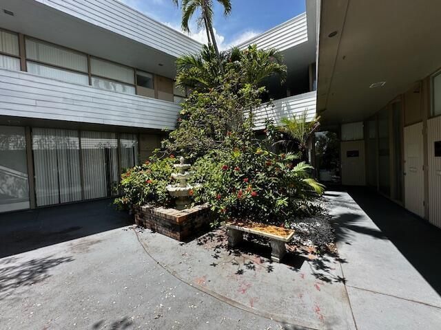 2631 E Oakland Park Boulevard, Unit 105b, Fort Lauderdale, FL 33306 Photo