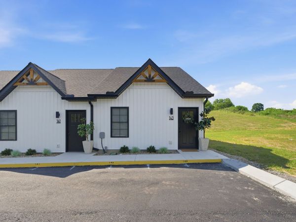 141 Deer Valley Drive E , Unit 141, Gordonsville, TN 38563