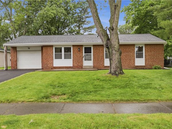 23 Cross Gates Rd, Rochester, NY 14606