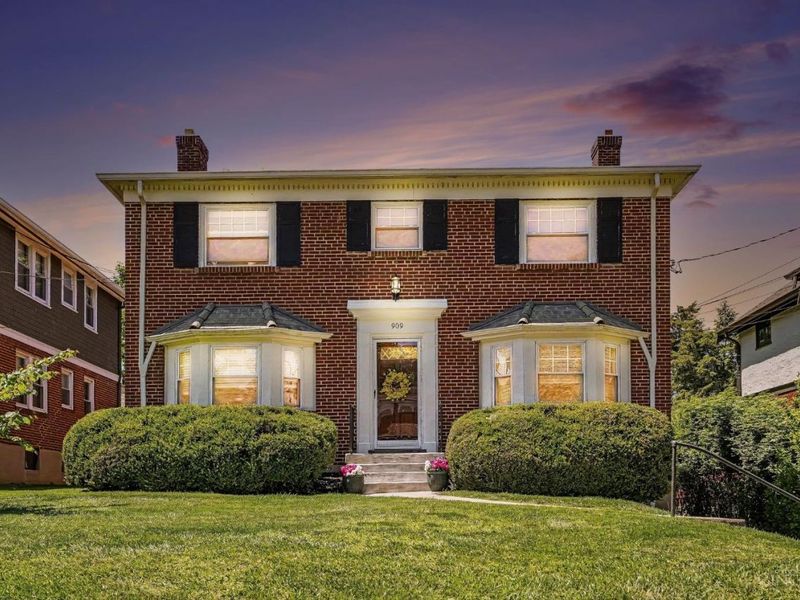 909 Ellison Avenue, Cincinnati, OH 45226 Photo 1