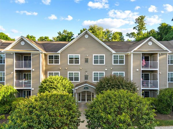 2306 Jacobs Hill Road, Unit 306, Cortlandt Manor, NY 10567